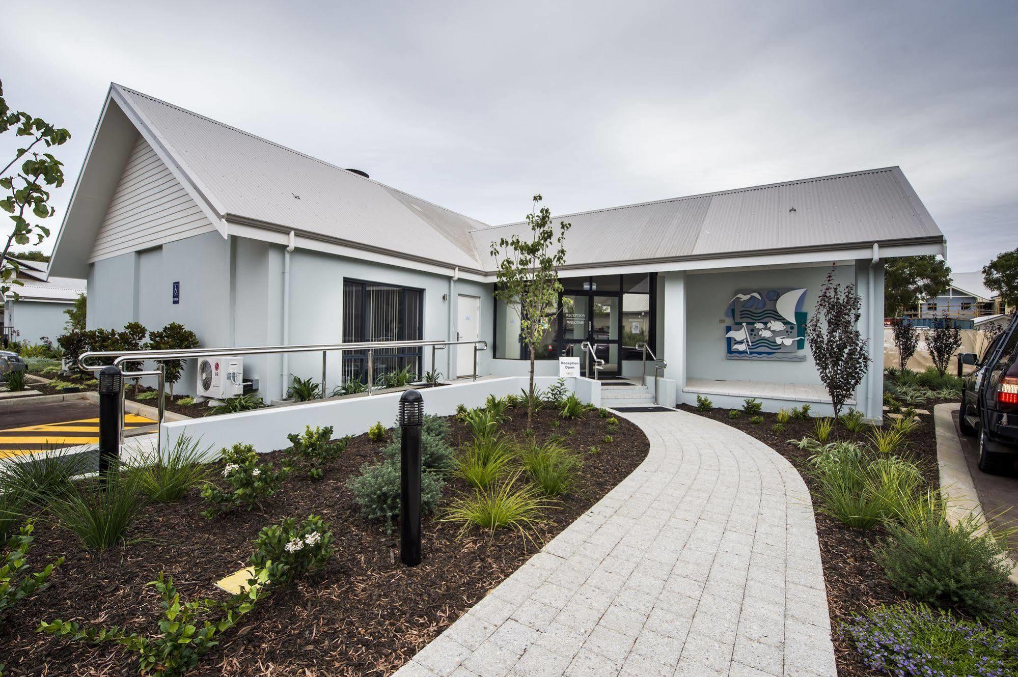 Cape View Beach Resort WEST COAST Esterno foto